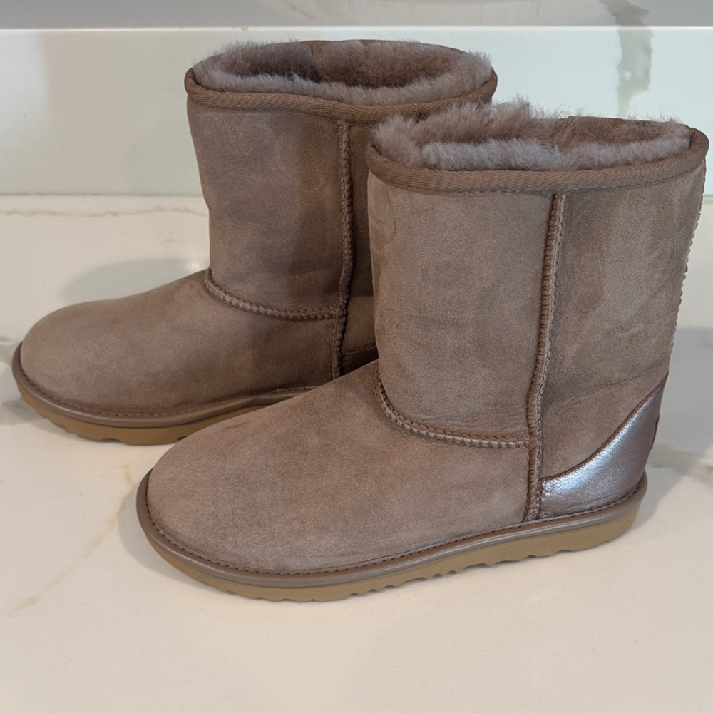 UGG Brown Sheepskin Winter Boots